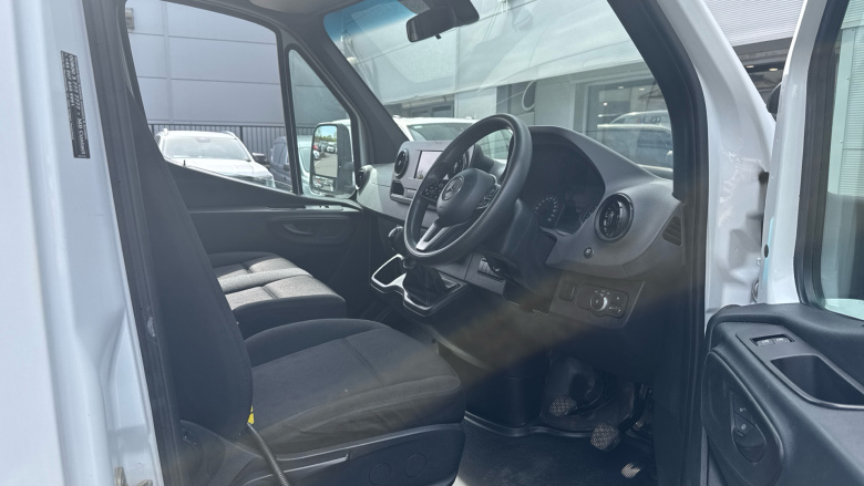 Mercedes-Benz Sprinter 314Cdi L2 Diesel Fwd 3.5t Tipper